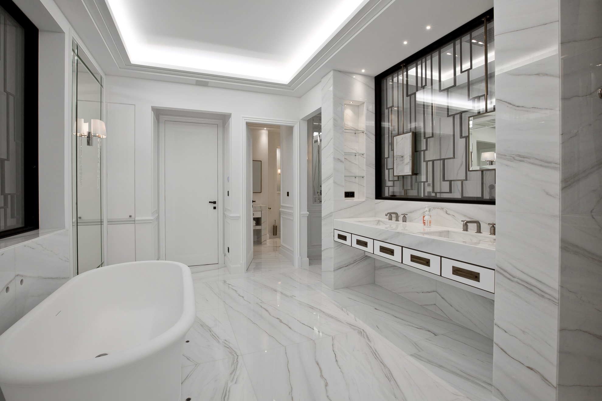 white-marble-bathroom-carat-diffusion