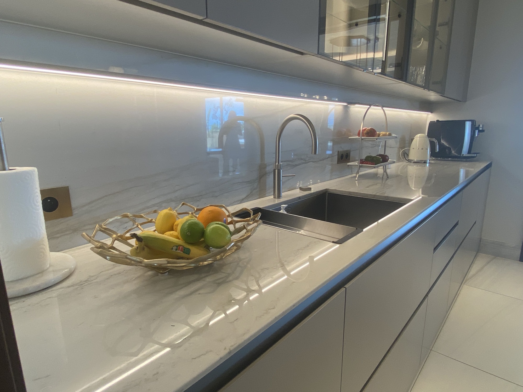 Roqueville-carat-diffusion-kitchen-residential-2021